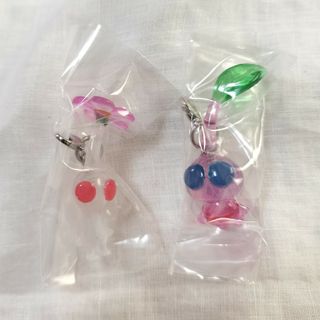 ピクミン　めじるしアクセサリー　ガチャガチャ　白ピクミン＆羽ピクミン(キャラクターグッズ)