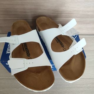 ビルケンシュトック(BIRKENSTOCK)の新品未使用42(27.0〜27.5cm)ビルケンシュトック ネバダNEVADA白(サンダル)