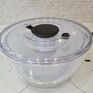 OXO(オクソー) サラダスピナー 野菜水切り器 大 丸型(調理道具/製菓道具)