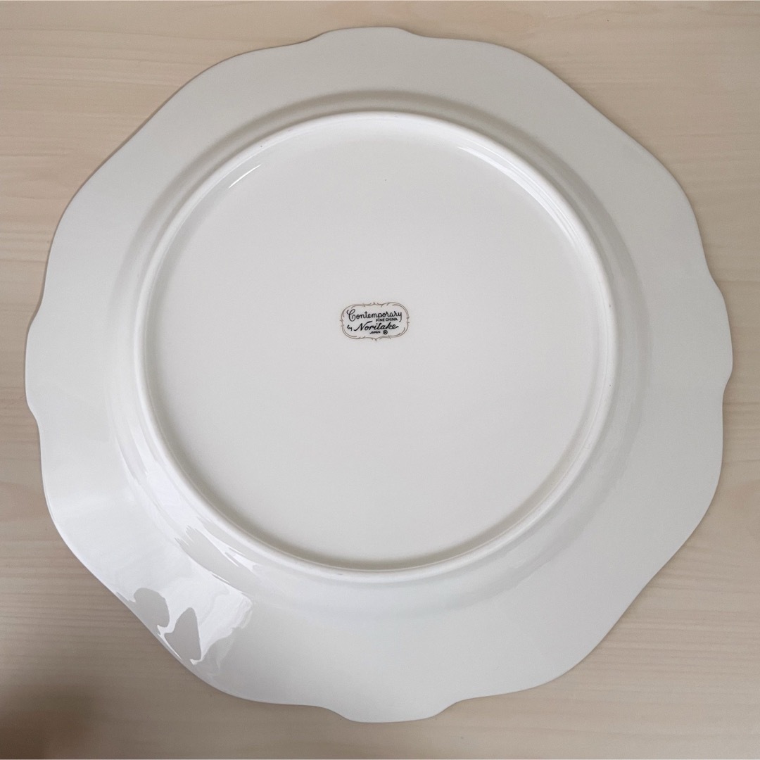 Noritake(ノリタケ)の【新品】ノリタケ 26.5cm プレート インテリア/住まい/日用品のキッチン/食器(食器)の商品写真