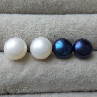 243 淡水真珠ピアス 2色セット ホワイト ミッドナイトブルー 本真珠(ピアス)