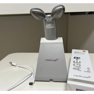 MEDICUBE メディキューブ AGE-R EMSダーマショット(フェイスケア/美顔器)