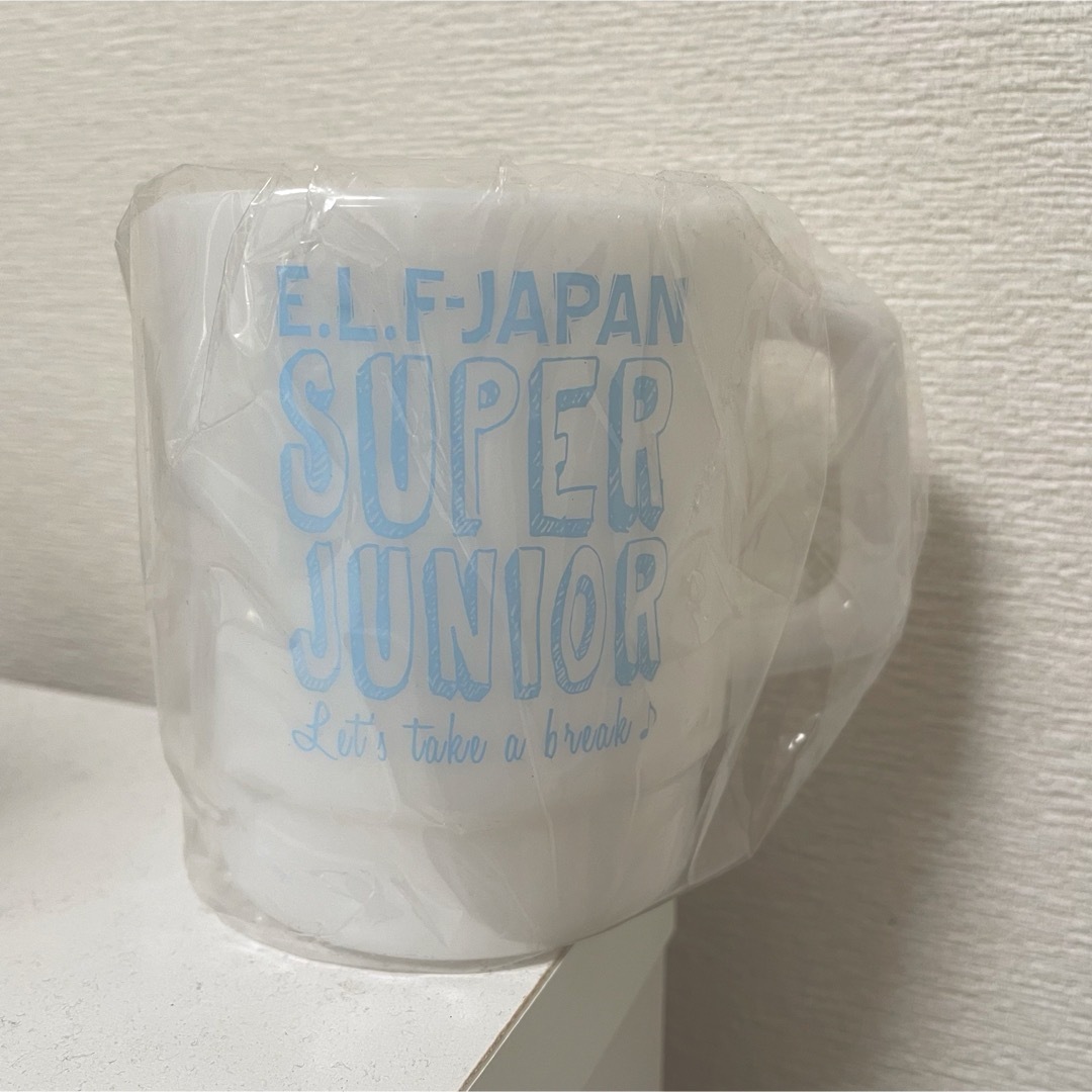 SUPER JUNIOR(スーパージュニア)のSUPER JUNIOR ファンクラブ更新特典　マグカップ エンタメ/ホビーのタレントグッズ(アイドルグッズ)の商品写真