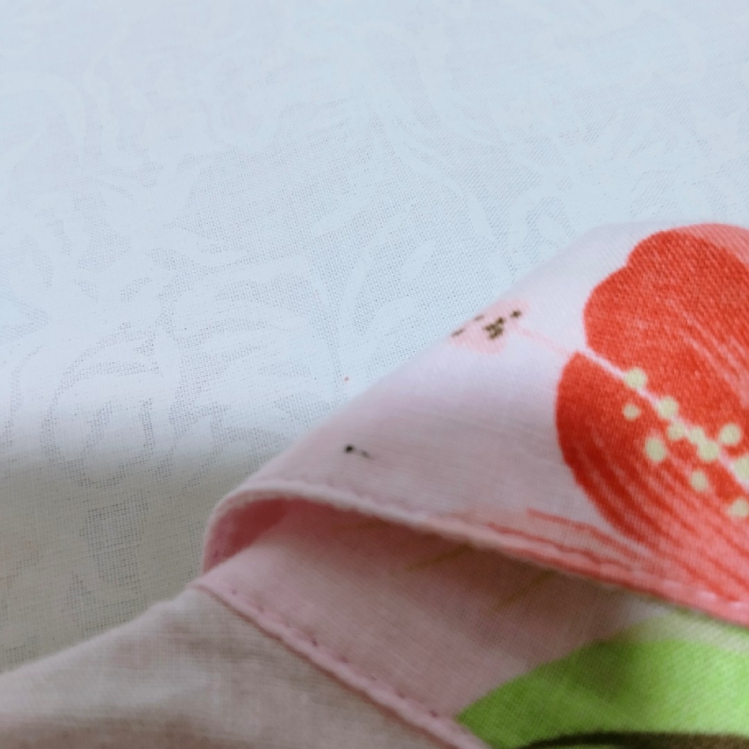 【アロハシャツ】レディース　半袖 ハイビスカス やしの木 Ｍサイズ ピンク系 レディースのトップス(シャツ/ブラウス(半袖/袖なし))の商品写真