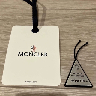 MONCLER - モンクレールMONCLER  三角タグ