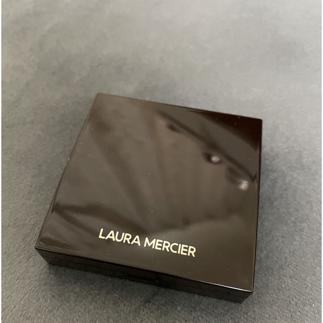 laura mercier(ローラメルシエ)のローラメルシエ　ブラッシュカラーインフュージョン　チーク コスメ/美容のベースメイク/化粧品(チーク)の商品写真