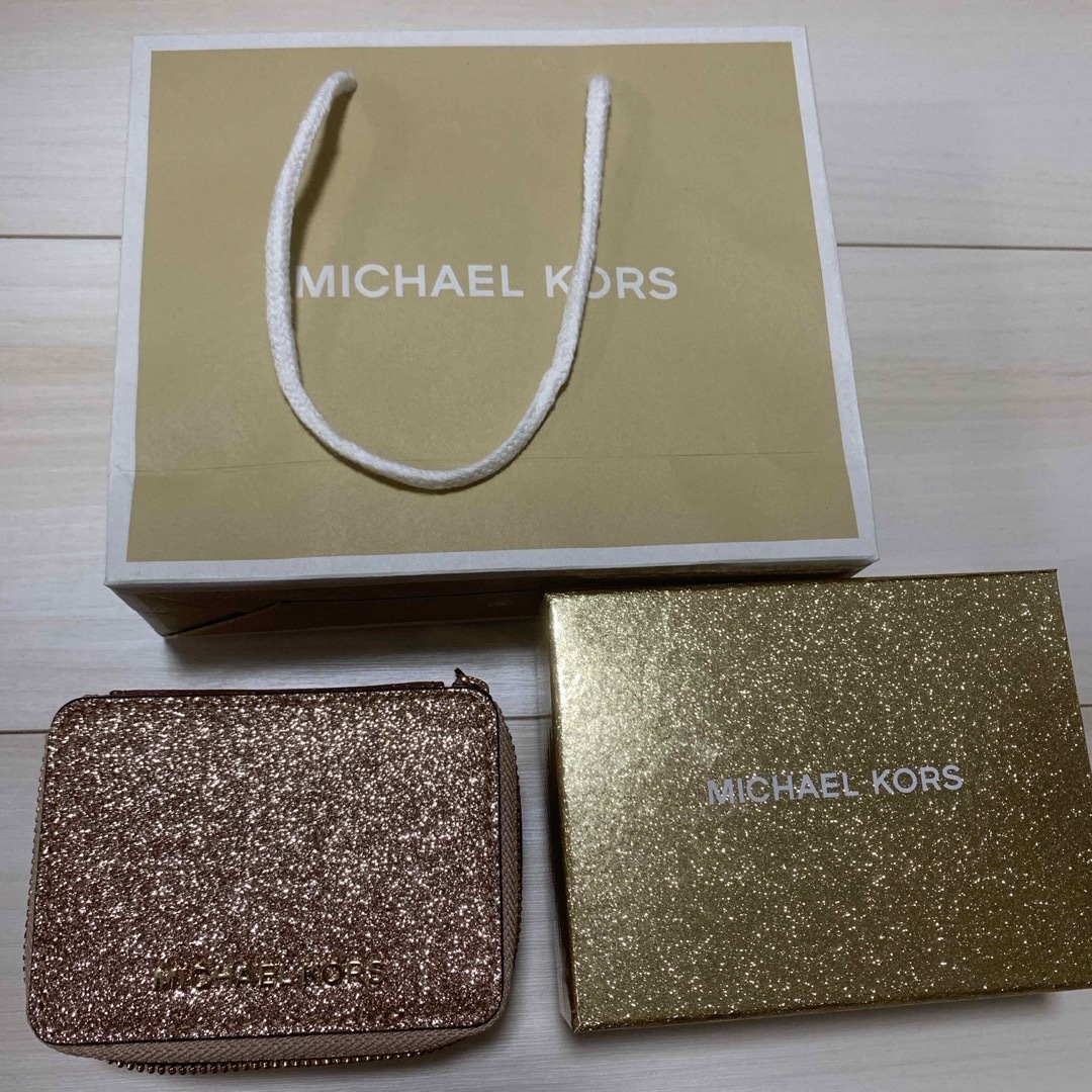 Michael Kors(マイケルコース)のMICHAEL KORS ローズゴールド インテリア/住まい/日用品のインテリア小物(小物入れ)の商品写真