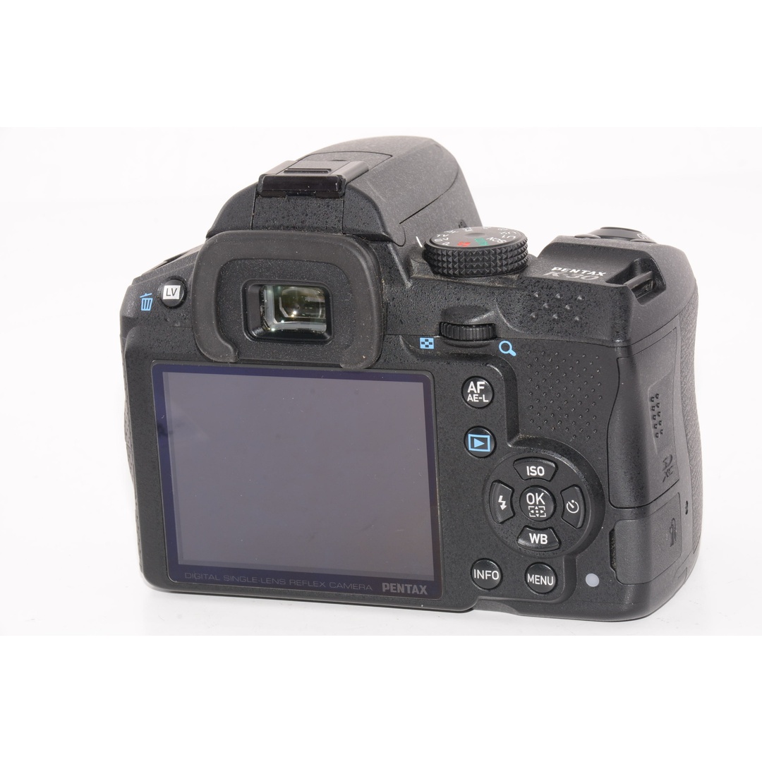 【オススメ】PENTAX デジタル一眼レフカメラ K-30 レンズキット [DA18-135mmWR] ブラック K-30LK18-135 BK 15637 スマホ/家電/カメラのカメラ(デジタル一眼)の商品写真