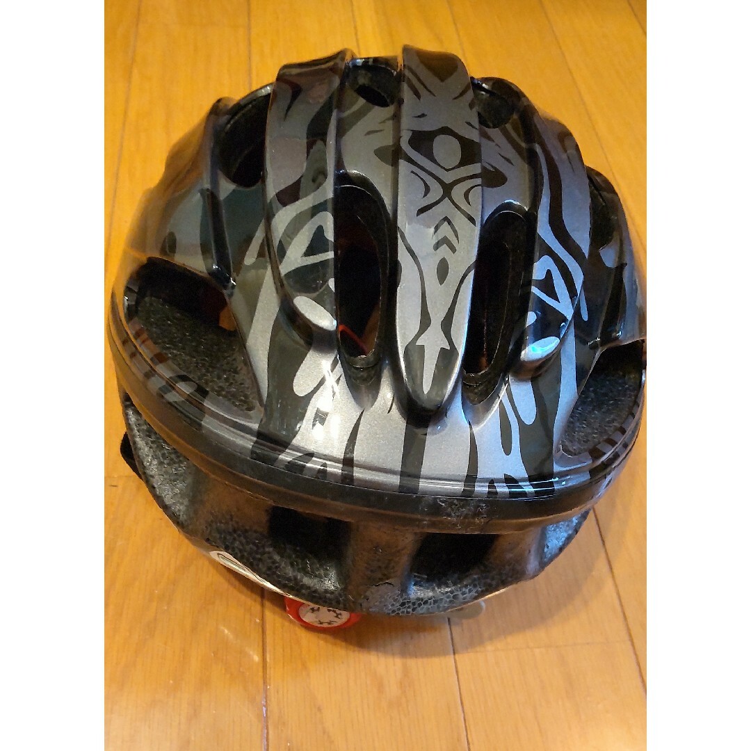 自転車ヘルメット 56cm～58cm スポーツ/アウトドアの自転車(その他)の商品写真
