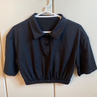 シーイン(SHEIN)のSHEIN  襟付きカットソー　S  ブラック(Tシャツ(半袖/袖なし))