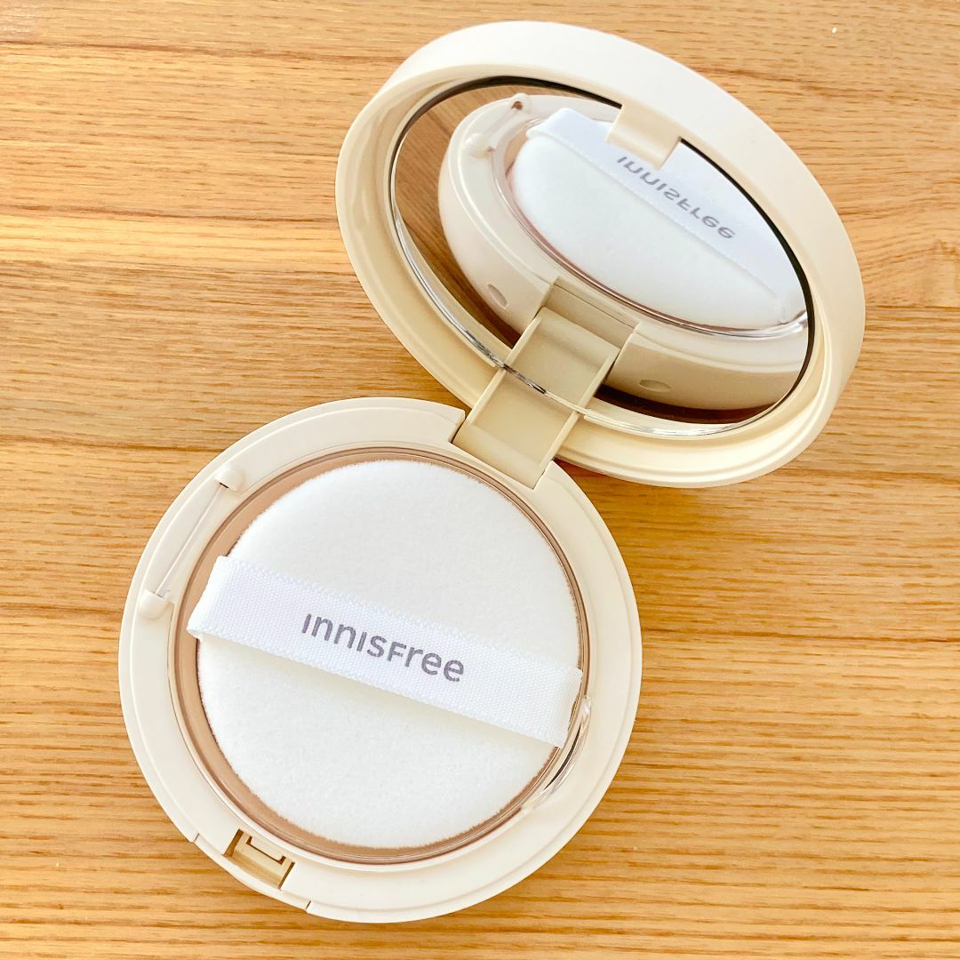 Innisfree(イニスフリー)の未使用品　イニスフリー Innisfree　ポアブラーパクト コスメ/美容のベースメイク/化粧品(フェイスパウダー)の商品写真