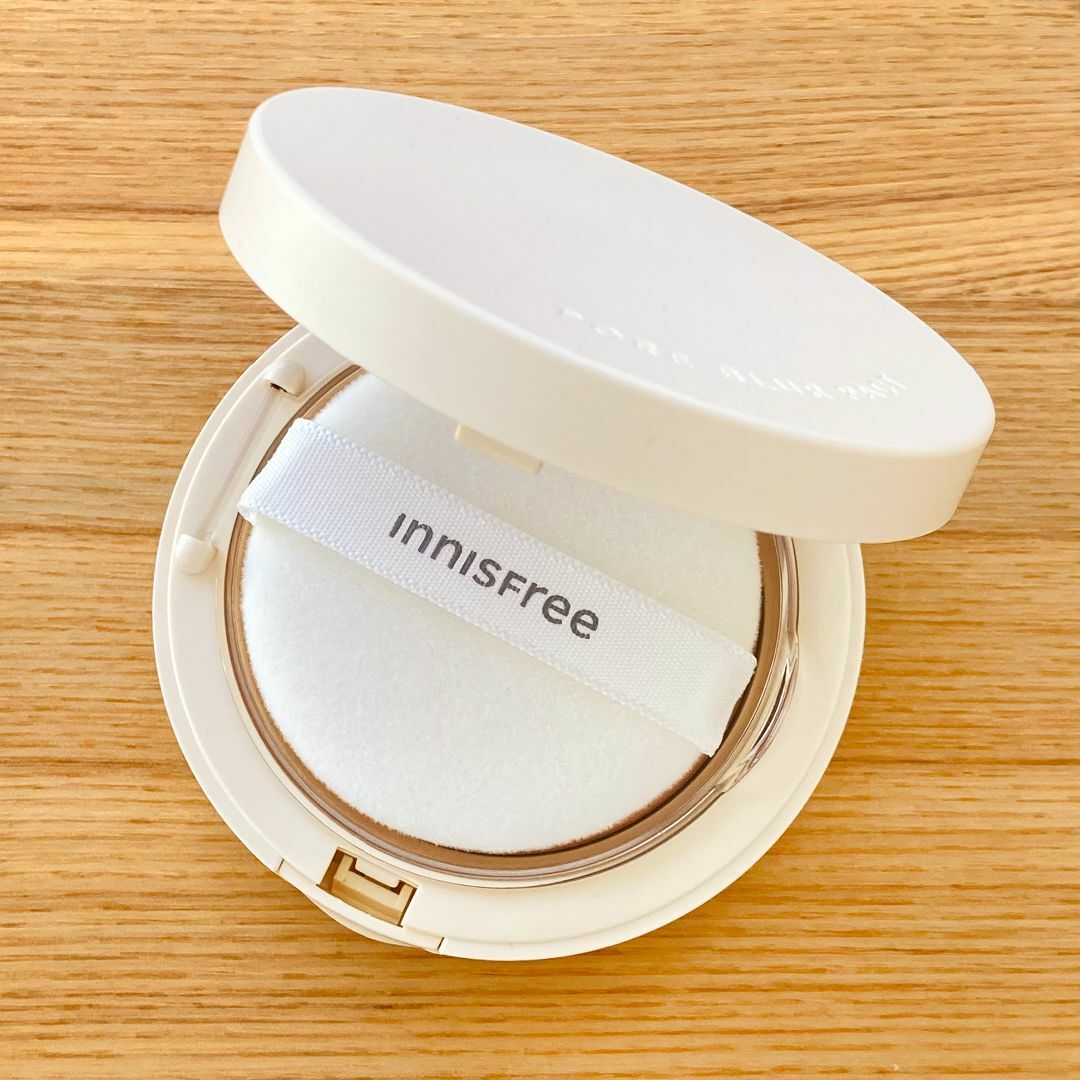 Innisfree(イニスフリー)の未使用品　イニスフリー Innisfree　ポアブラーパクト コスメ/美容のベースメイク/化粧品(フェイスパウダー)の商品写真