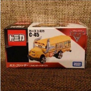 新品未開封 ディズニー カーズ トミカ  Cー45 ミス フリッター(ミニカー)