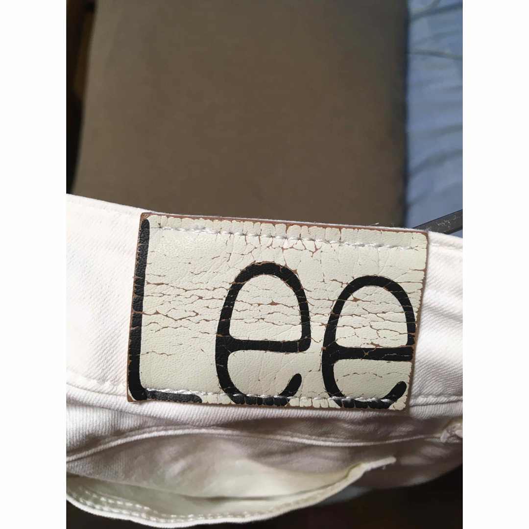 Lee(リー)の匿名配送相談可能 Lee 白ジーンズ　爽やかに春のコーデに レディースのパンツ(デニム/ジーンズ)の商品写真