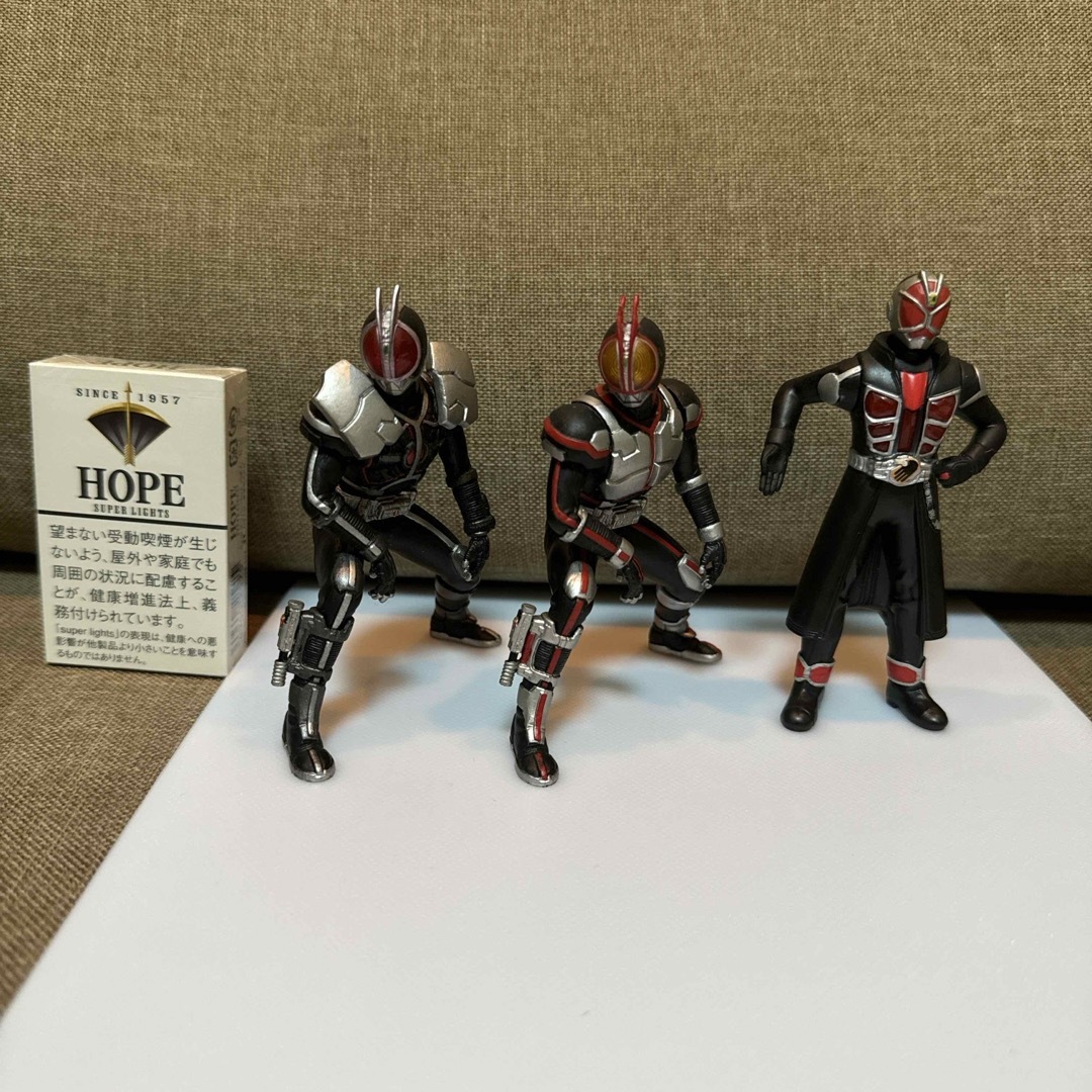 仮面ライダーシリーズ　ファイズ　ウィザード3体 ハンドメイドのおもちゃ(フィギュア)の商品写真