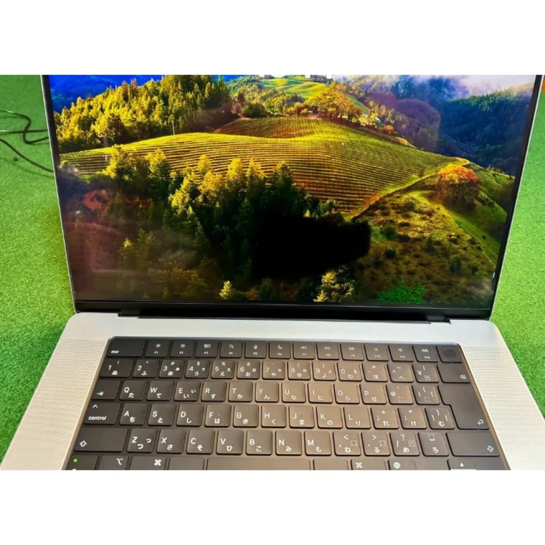 【美品】MacBook Pro M1 Max 1TB 32GB 16インチ スマホ/家電/カメラのPC/タブレット(デスクトップ型PC)の商品写真