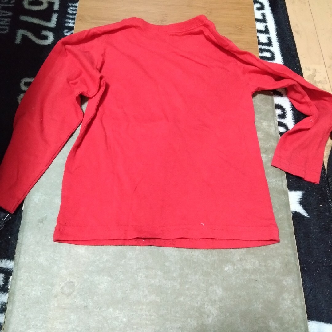 送料無料　トミカ　Tシャツ　110cm　古着 メンズのトップス(Tシャツ/カットソー(七分/長袖))の商品写真