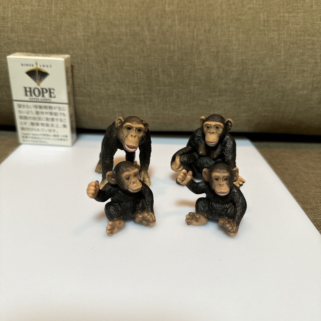 チンパンジー(4体セット) ハンドメイドのおもちゃ(フィギュア)の商品写真