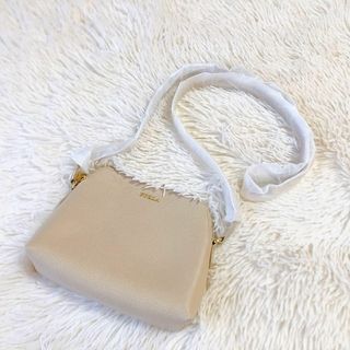 ✨未使用✨FURLA フルラ ショルダーバッグ ミニ レザー ロゴ  ポエム