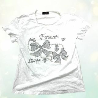 TRUBE Tシャツ パールラインストーン リボン柄 ホワイト ビジュー(Tシャツ(半袖/袖なし))