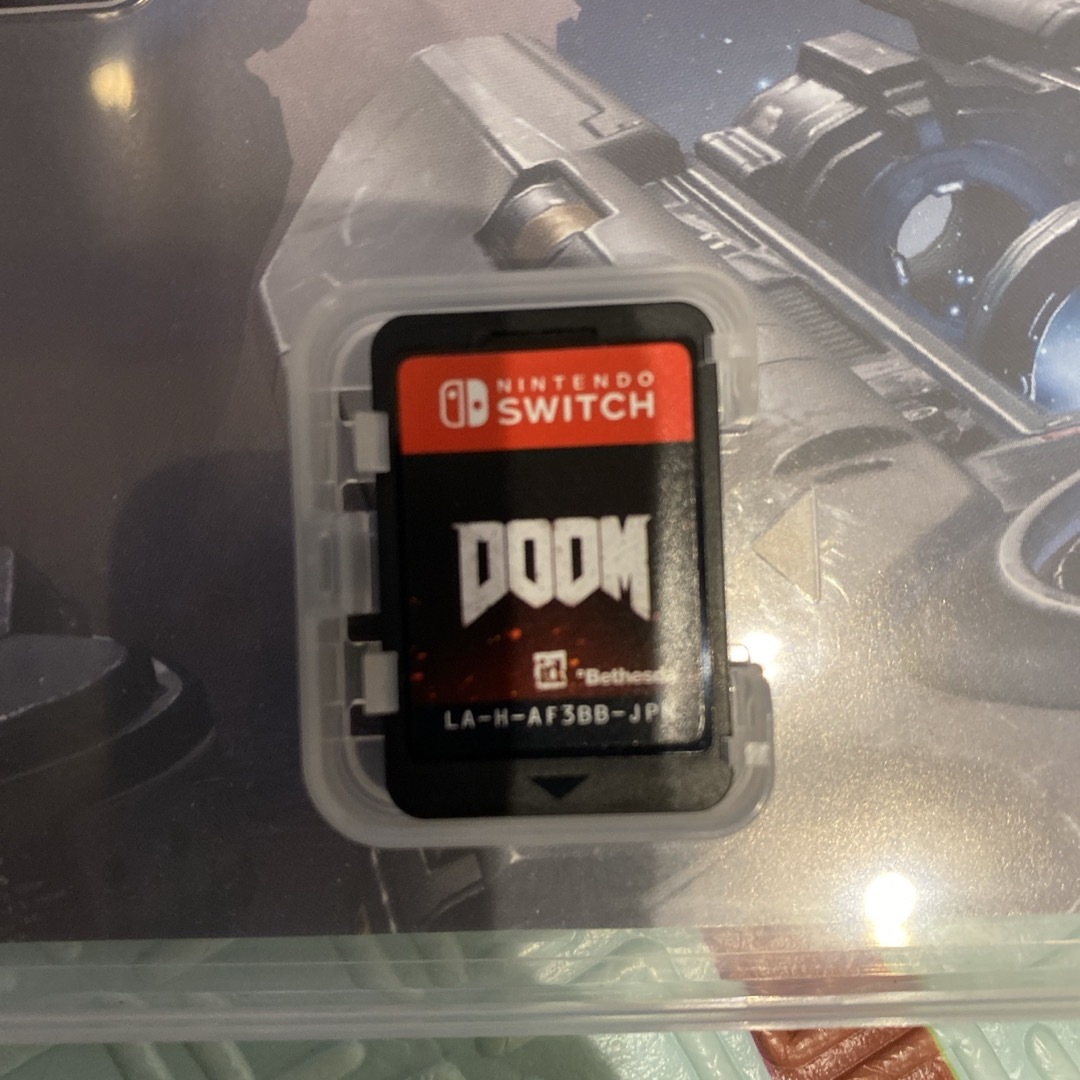 Nintendo Switch(ニンテンドースイッチ)のDOOM switchソフト エンタメ/ホビーのゲームソフト/ゲーム機本体(家庭用ゲームソフト)の商品写真