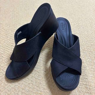 クロックス(crocs)のcrocs クロックス  レイ 2.0 クロスストラップウェッジ サンダル(サンダル)