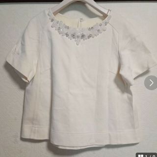 グレースコンチネンタル(GRACE CONTINENTAL)のグレースコンチネンタル♡ 記載サイズ36♡ ビジュ付♡ カットソー♡ 白(Tシャツ(半袖/袖なし))