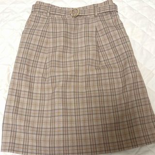 マジェスティックレゴン(MAJESTIC LEGON)のMAJESTIC LEGON  パールバックルIラインスカーチェック柄スカート(ひざ丈スカート)