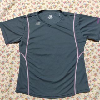 ニューバランス(New Balance)のnewbalance ニューバランス　トレーニングウェア　グレー　Мサイズ(Tシャツ(半袖/袖なし))