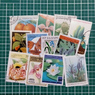 切手【植物…その２】 １２枚(使用済み切手/官製はがき)