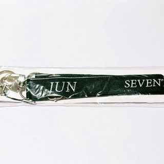 セブンティーン(SEVENTEEN)の【新品】SEVENTEEN FOLLOW ショルダーストラップ ジュン(アイドルグッズ)