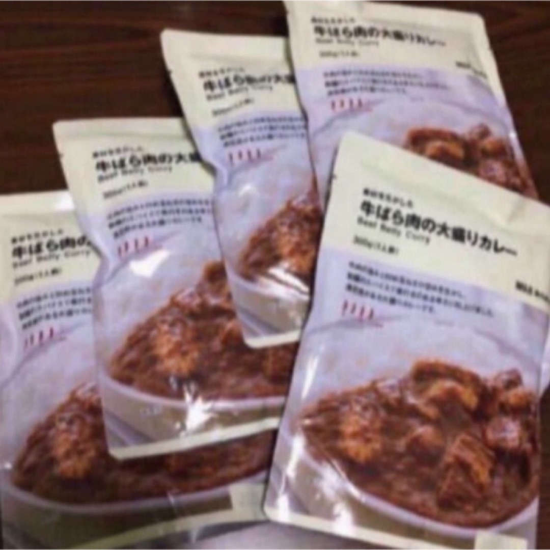 無印良品 素材を生かした 牛ばら肉の大盛りカレー 300g 良品計画 食品/飲料/酒の加工食品(レトルト食品)の商品写真