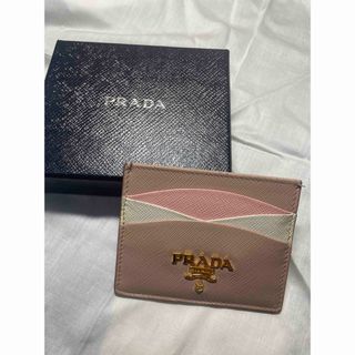 プラダ(PRADA)の【〜5/16限定出品】PRADA カードケース　定期入れ(名刺入れ/定期入れ)