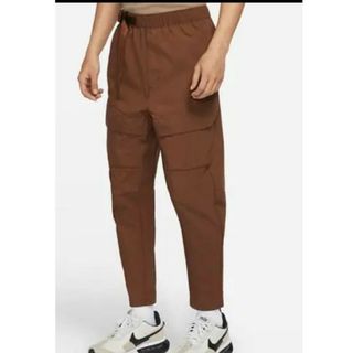 NIKE - NIKE TECH PACK CARGO PANTS (mens L)