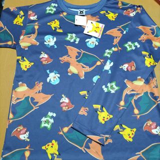 ポケモン(ポケモン)の新品ポケモン長袖Tシャツ150 総柄　リザードン(Tシャツ/カットソー)