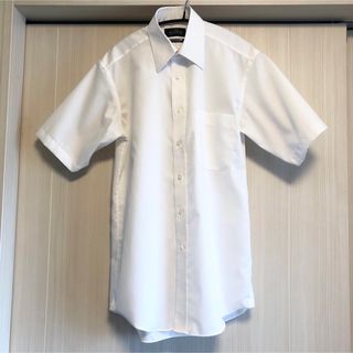 アオヤマ(青山)の【美品】洋服の青山 サヴィルロウ ノンアイロン涼感半袖ワイシャツ 37 ホワイト(シャツ)