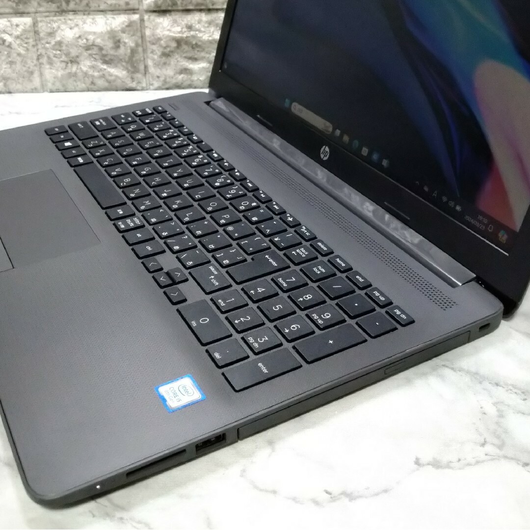 HP(ヒューレットパッカード)のHP 250 G7 Core i5 高速SSD 値引不可 スマホ/家電/カメラのPC/タブレット(ノートPC)の商品写真