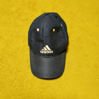 アディダス(adidas)のadidas 帽子（子供用？）(キャップ)