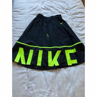 NIKE - ナイキNIKE スカート　メッシュスカート 定番