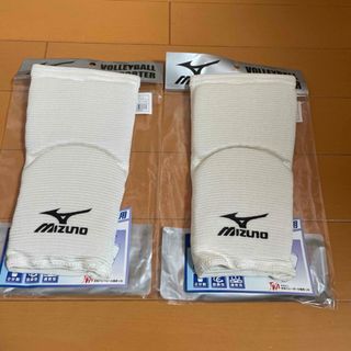 ミズノ(MIZUNO)の新品未使用 ミズノ バレーボール  肘サポーター ワンセット フリーサイズ(バレーボール)