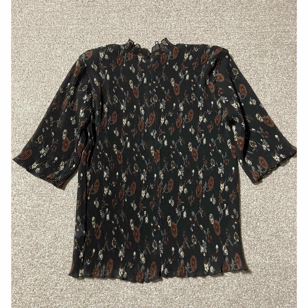 レディース　トップス　プリーツブラウス　Tシャツ　 レディースのトップス(Tシャツ(半袖/袖なし))の商品写真