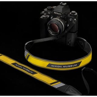 ニコン(Nikon)のNIKON MUSEUM 900本限定 オリジナルストラップ 完売品 未使用(ミラーレス一眼)