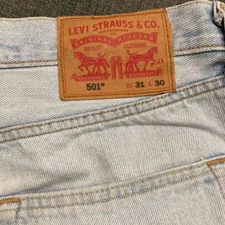 リーバイス(Levi's)のリーバイス　501 W31 L 30 シミ　直しあり　訳あり(デニム/ジーンズ)