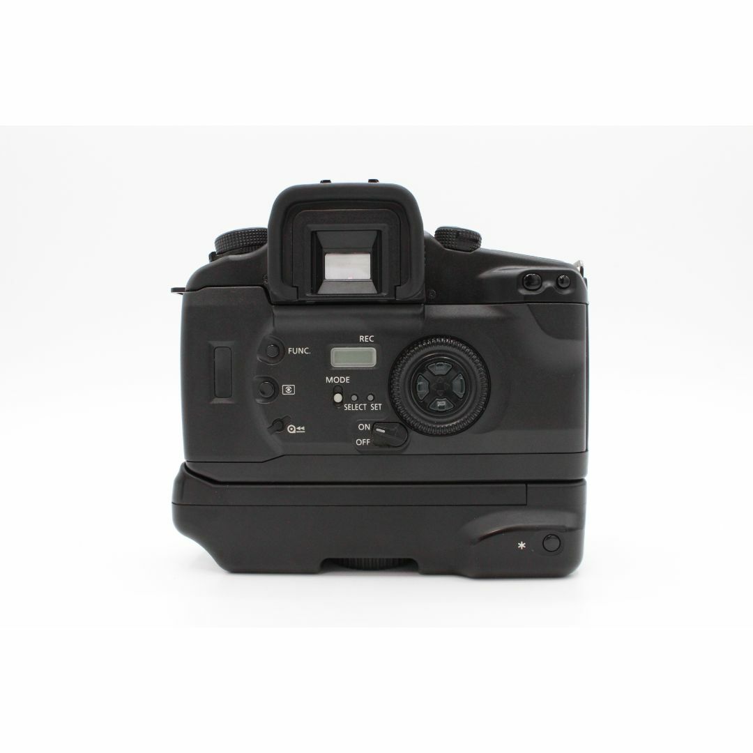 Canon(キヤノン)の＜＜バッテリーグリップ付き！！＞＞【良品】CANON キヤノン EOS-7 ボディ #LE2024166 スマホ/家電/カメラのカメラ(デジタル一眼)の商品写真