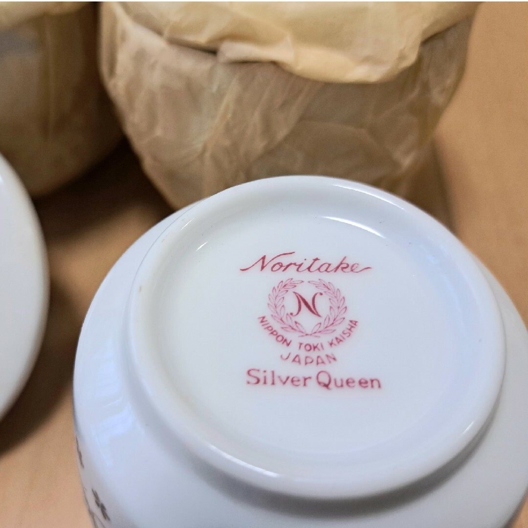 Noritake(ノリタケ)の未使用　ノリタケ　シルバークイーン　蓋付き　茶碗蒸し器　希少　オールドノリタケ インテリア/住まい/日用品のキッチン/食器(食器)の商品写真