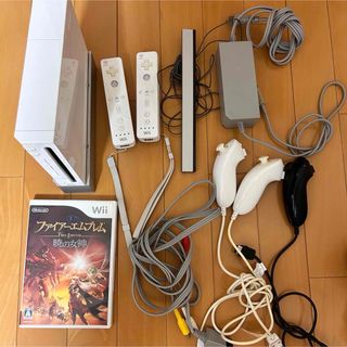 ウィー(Wii)の任天堂 ニンテンドー Wii本体 白 ゲーム機　付属品セット(家庭用ゲーム機本体)