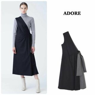 ADORE - 【ADORE】ウールストライプワンショルダーワンピース　ラップデザイン　36