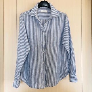 ユニクロ(UNIQLO)の【お値下げ】ユニクロ　リネンシャツ　長袖　Ｍ　青ストライプ(シャツ/ブラウス(長袖/七分))