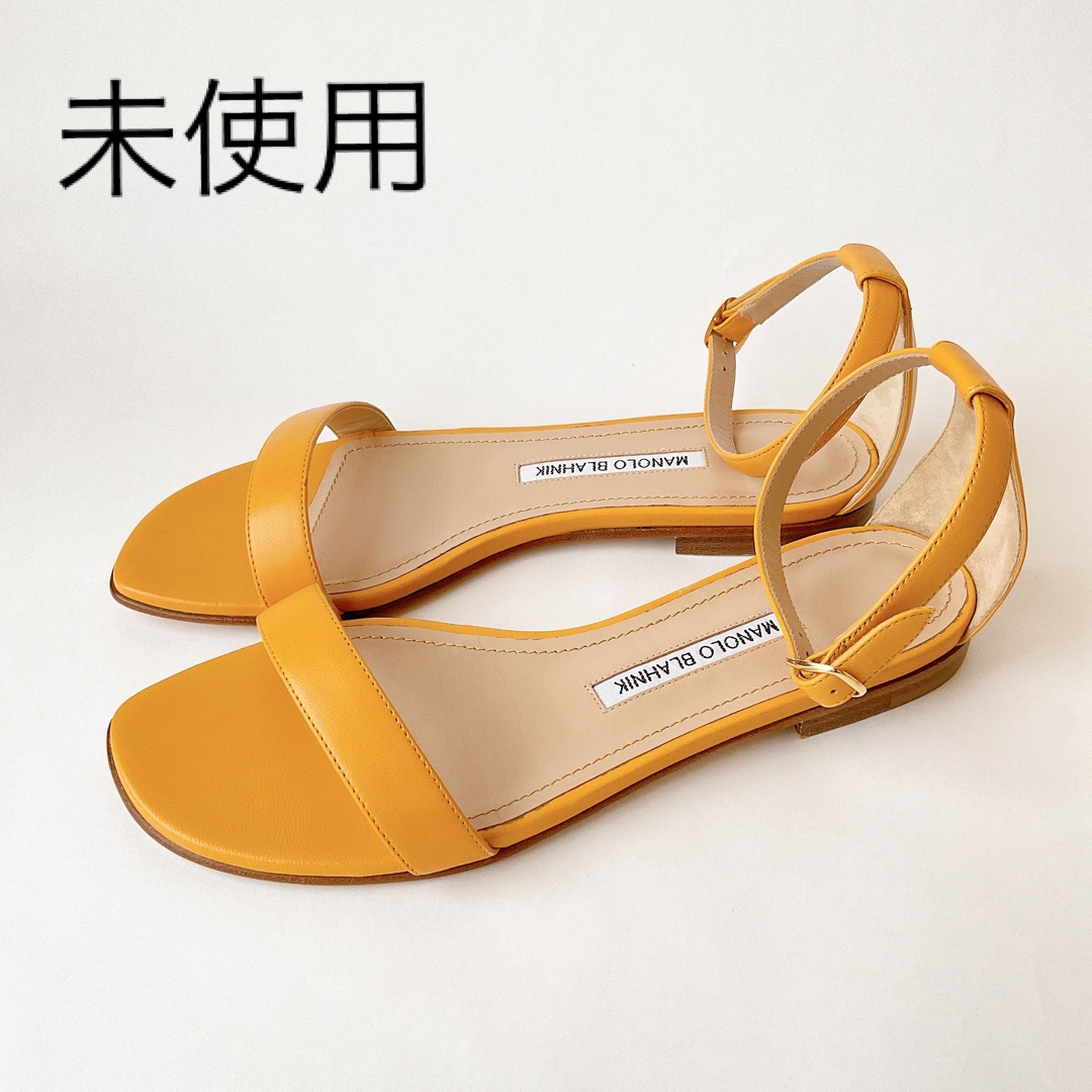 MANOLO BLAHNIK(マノロブラニク)の【未使用】マノロブラニク CHAFLAフラットサンダル38 24.5cmチャフラ レディースの靴/シューズ(サンダル)の商品写真