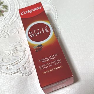 Colgate　コルゲート　オプティックホワイト　歯磨き粉(歯磨き粉)